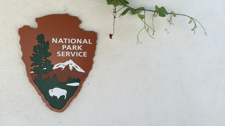 newNational-Park-Service-Sign.jpg